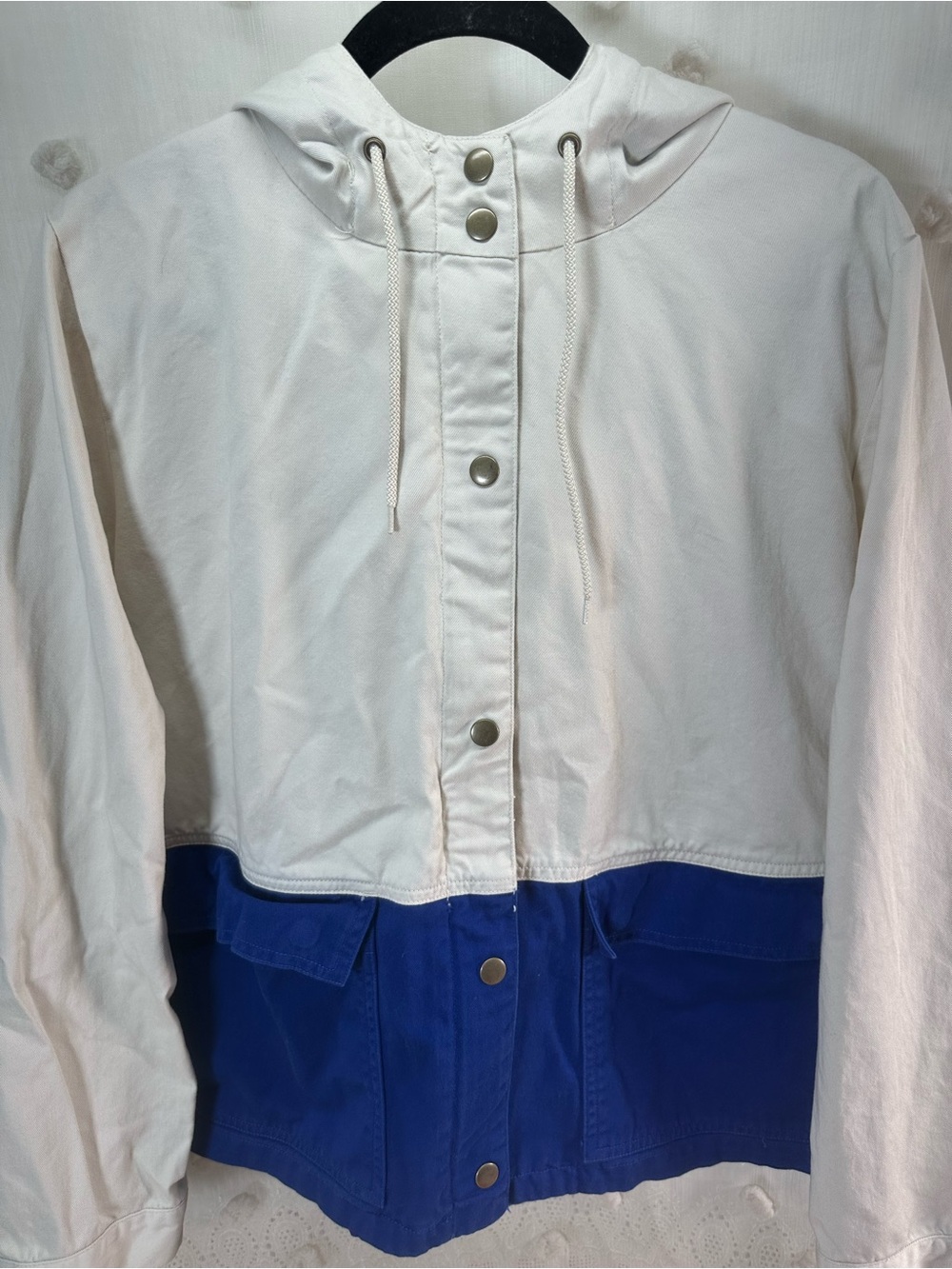 J. Crew Women’s Two-Tone Hooded Utility Jacket in White and Blue Size Medium - Picture 2 of 11